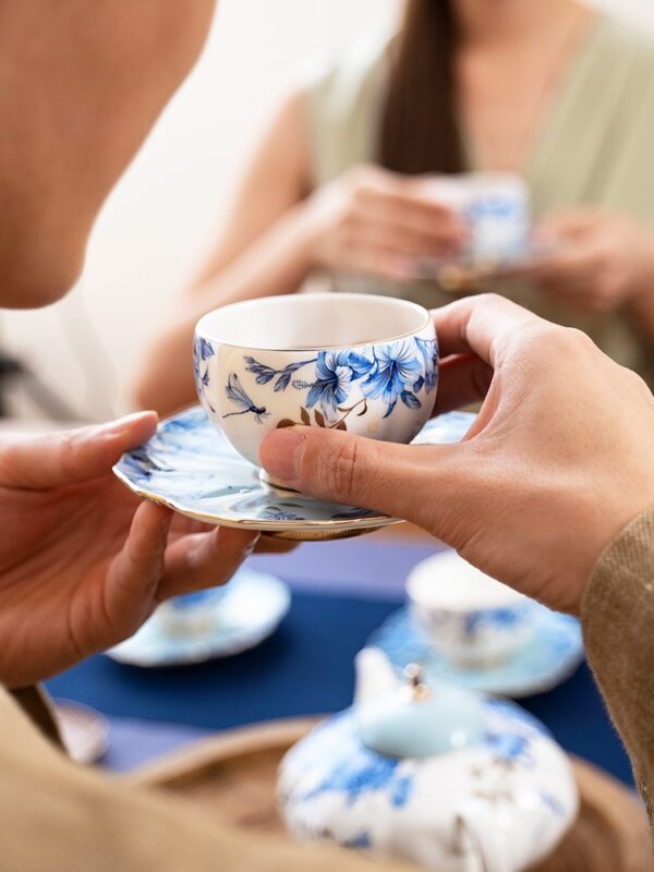 Platinum Blue & White 6-piece cup-pot Set (for 2 people), 130ml cups