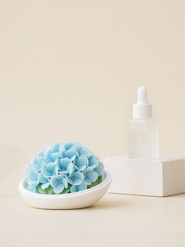 Natural Hydrangea - Hand Pressed Flower Diffuser
