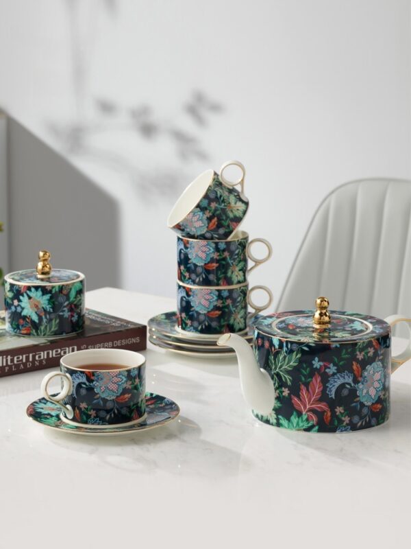 Clarence 17-piece Coffee Set