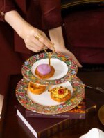 Guangcai Legacy 2-Piece Cake Set