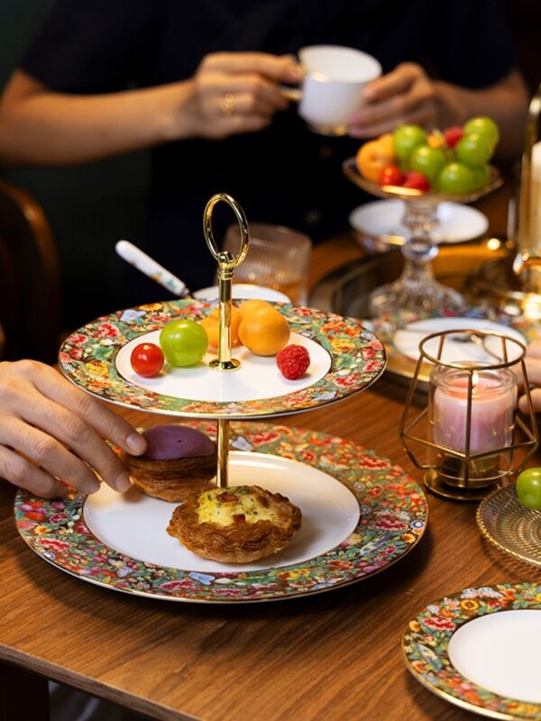 Guangcai Legacy 2-Piece Cake Set