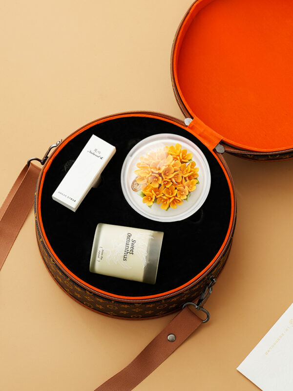 Natural Osmanthus-Scented Wax Cups and Incense Burners