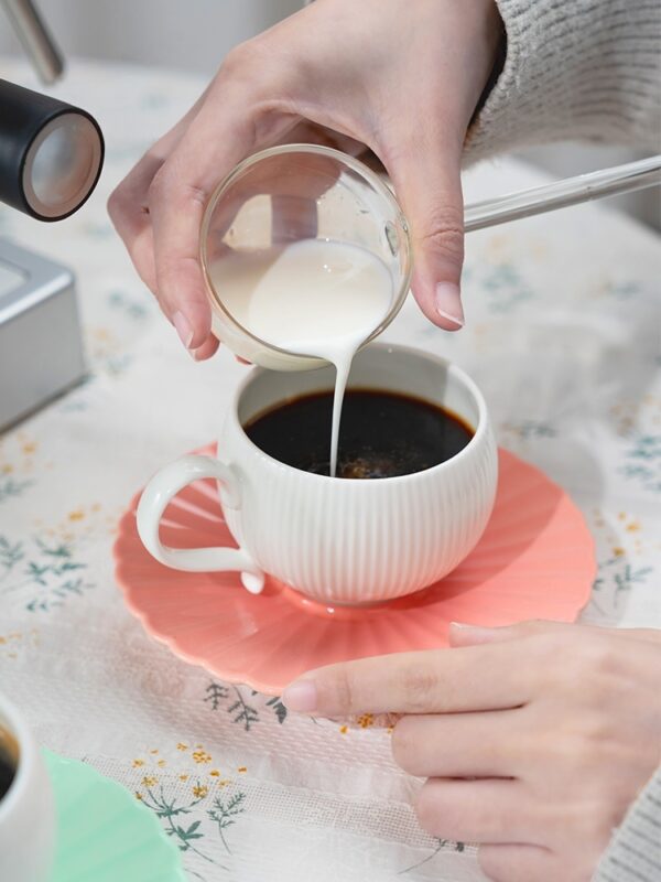 Moonlight 2-Piece Coffee Cup and Saucer Set (180ml - Light Pink)