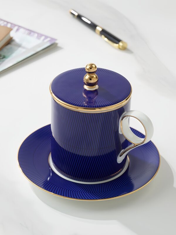 The Blue Danube Three-piece Cover Cup Set