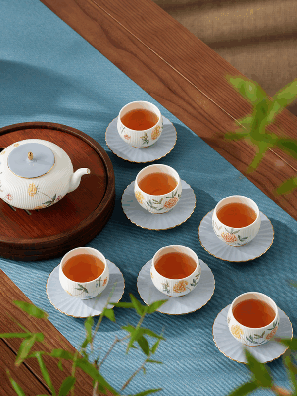 Lunar Chronicles 14-piece Coffee Set