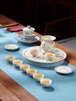 Lunar Chronicles 18-Piece Chaozhou Style Kung Fu Set