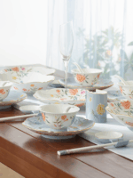 Lunar Chronicles 29-Piece Dinnerware Set