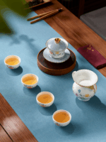 Lunar Chronicles 9-piece Set for 4 People