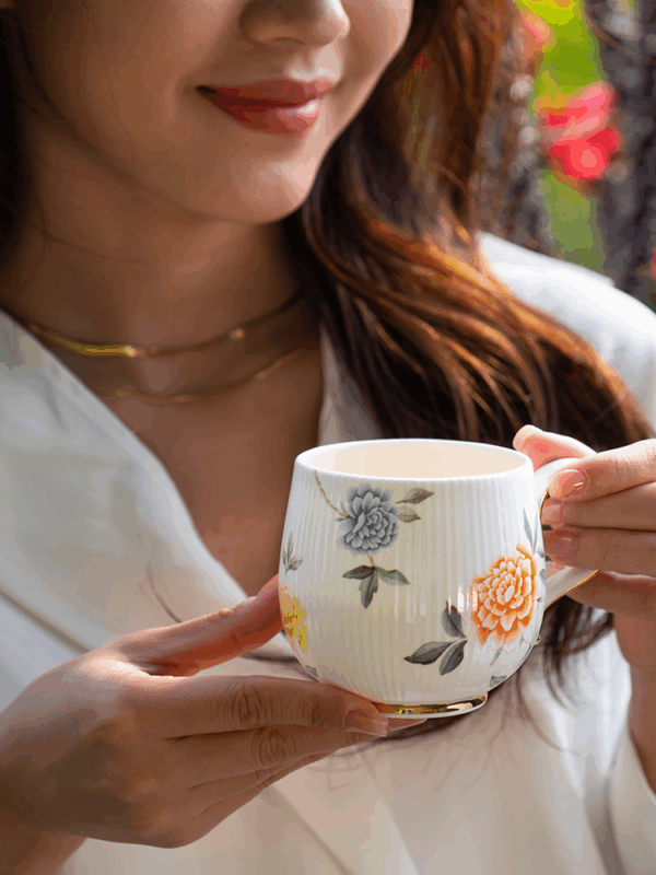 Lunar Chronicles Mug 310ml (White)