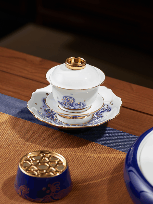 Pearls d Orient 18-piece Chaoshan Tea Set