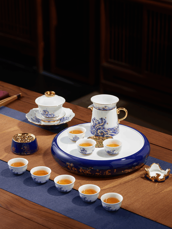 Pearls d Orient 18-piece Chaoshan Tea Set