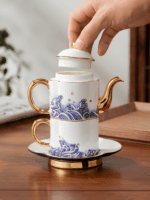 Pearls d Orient 4-piece tea set