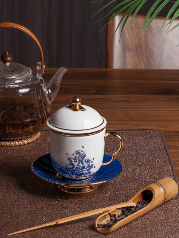 Pearls d Orient four-piece lid cup - Gold